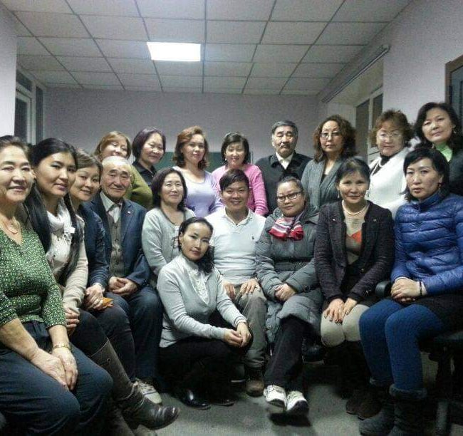China_China-Tour_Teaching-Yellow-Emperor-Internal-Medicine-Metaphysical-Application-and-Philosophy.-Students-are-Surgeons-TCM-General-Practitioners-2012.jpeg